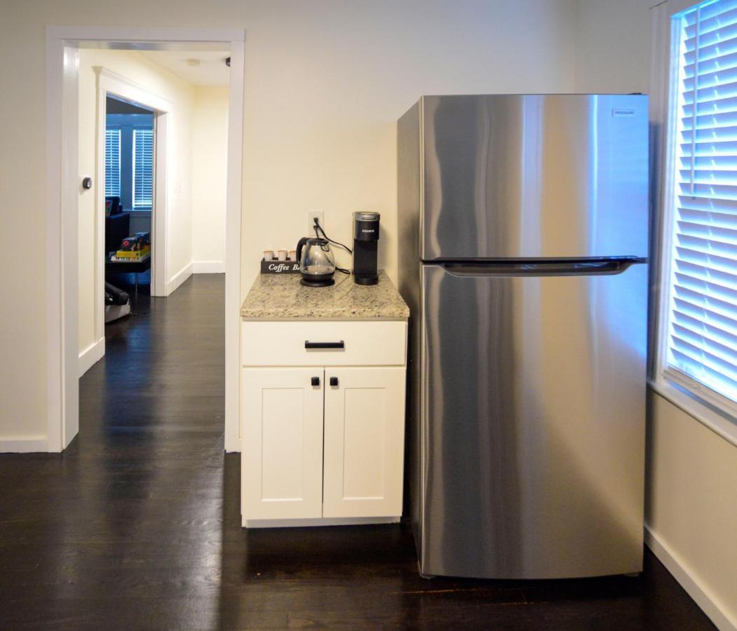 Modern Two Bedroom Condo - Boston Stoneham Екстер'єр фото