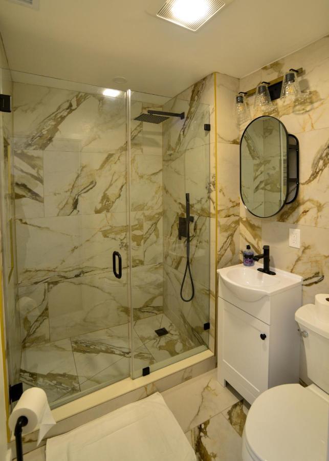 Modern Two Bedroom Condo - Boston Stoneham Екстер'єр фото